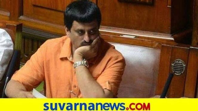 Minister CP Yogeshwar Meets BJP MP Srinivad Prasad at Mysuru rbj