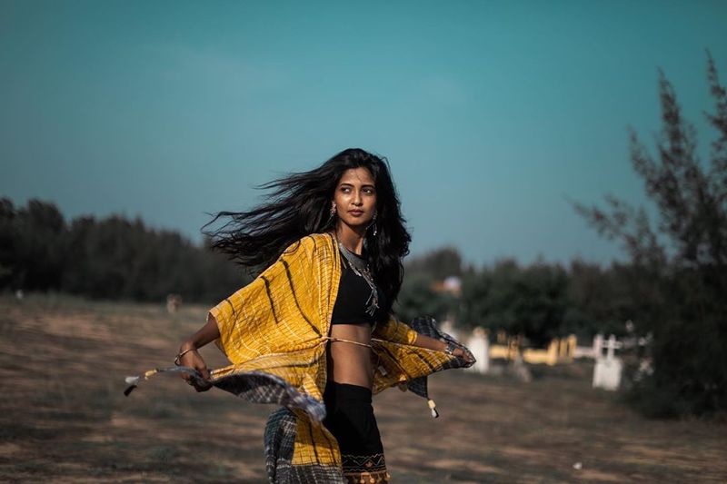 Arun pandiyan Daughter Keerthi pandiyan Hot Photos going viral