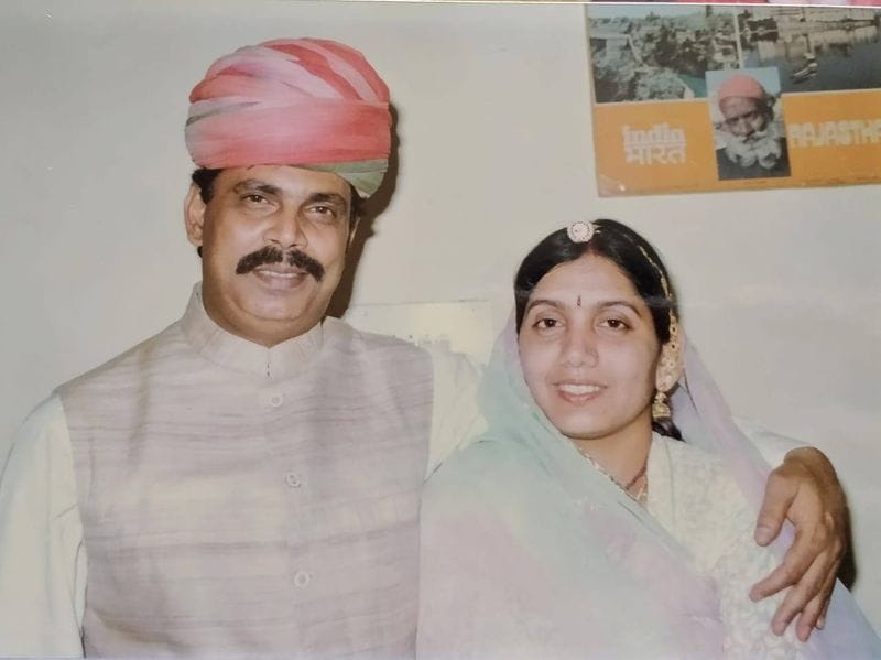 1996 में लोकसभा चुनाव आनंद मोहन जेल में थे। वहीं, से उन्होंने समता पार्टी के टिकट पर शिवहर सीट से 40 हजार से ज्यादा वोटों से जीतें थे। 1998 में फिर उन्होंने इसी सीट से लोकसभा चुनाव लड़ा, लेकिन इस बार राष्ट्रीय जनता पार्टी के टिकट पर। ये चुनाव भी उन्होंने जीत लिया। 1999 और 2004 के लोकसभा चुनाव में भी आनंद मोहन खड़े हुए, लेकिन हार गए। (फाइल फोटो)