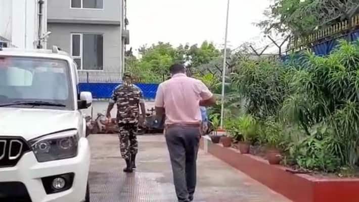 STF team of Kolkata Police has reached NIA office on terrorist issue RTB STF team of Kolkata Police has reached NIA office on terrorist issue RTB
