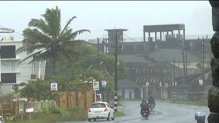 yellow alert in five districts heavy rain warning yellow alert in five districts heavy rain warning