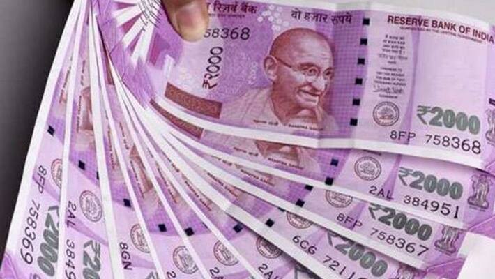 rbi : 2000 rupee note : Rs 2,000 currency notes continue to fall in circulation: What is the reason? rbi : 2000 rupee note : Rs 2,000 currency notes continue to fall in circulation: What is the reason?