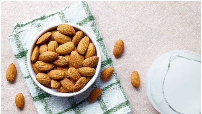 Eating badam every day can prevent two diseases Eating badam every day can prevent two diseases