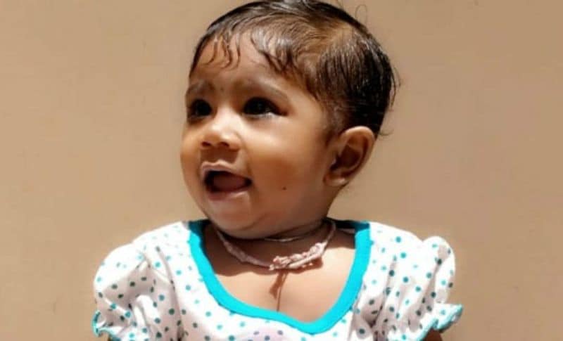 दरअसल, मासूम का शव शनिवार को वीआईपी रोड से काफी दूर सड़क किनारे पानी में मिला था। हालांकि एक दिन पहले शुक्रवार को महिला इसी जगह पर फोन पर बात करते हुए रोते हुए बार-बार तालाब में झांक रही थी। पास में खड़े गोतोखोरों को लगा था कि युवती आत्महत्या कर सकती है, तो उसको वहां से भगा दिया। कुछ देर बाद युवती के पास वहां एक युवक आया जिसको उसने अपना पति बताया था। हलांकि बाद में वह युवक उसका प्रेमी था।