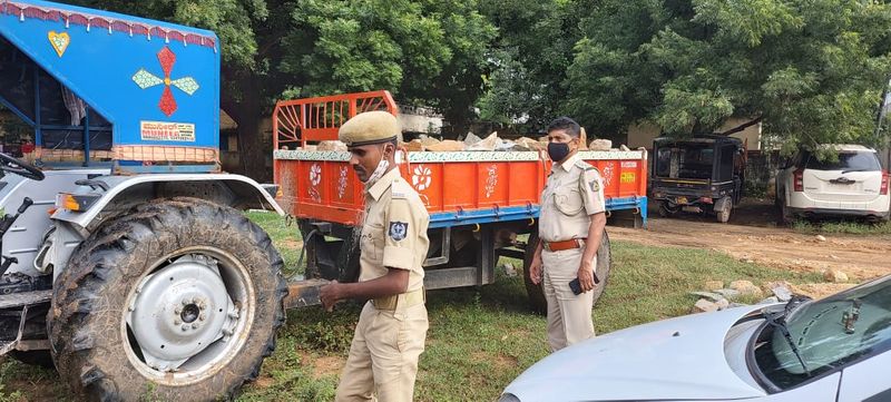 Police Raid on Illegal Mining in Gangavati in Koppal Districtgrg