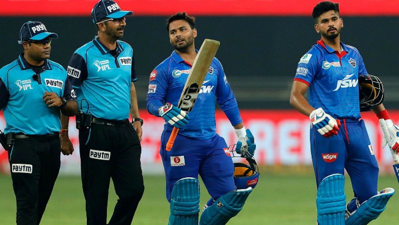 Delhi Capitals Leg Spinner Amit Mishra ruled out of the IPL 2020 tournament kvn
