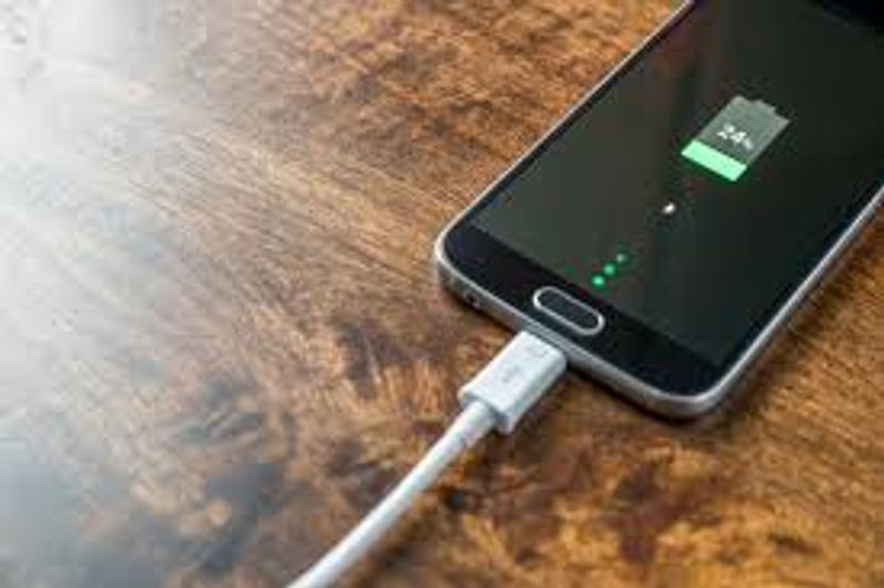 Phone charging habits You might be destroying your smartphone without knowing it