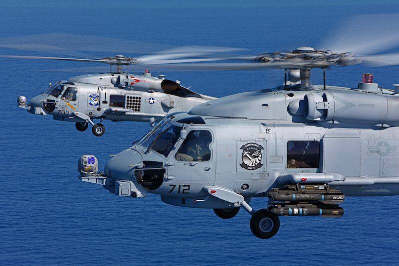 first two women navy officers to operate helicopters from warships of Indian Navy