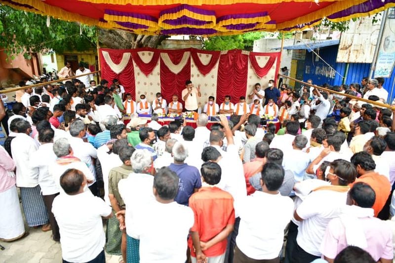 BJP Vice President By Vijayendra Starts campaign In Shira By Election