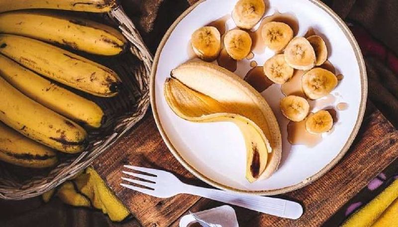 Do not eat banana in emply stomach it is harmful for your health BRD