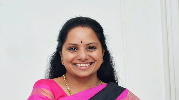 Delhi liquor scam: Advocates Reached To BRS MLC Kalvakuntla Kavitha Residence in Hyderabad Delhi liquor scam: Advocates Reached To BRS MLC Kalvakuntla Kavitha Residence in Hyderabad