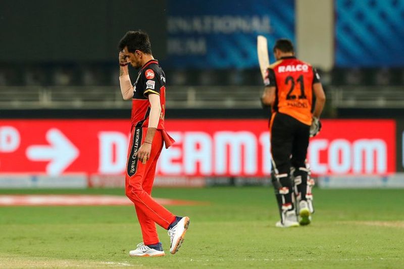 Which players will watch in Mumbai Indians vs Royal Chalengers Bangalore match in IPL 2020 spb