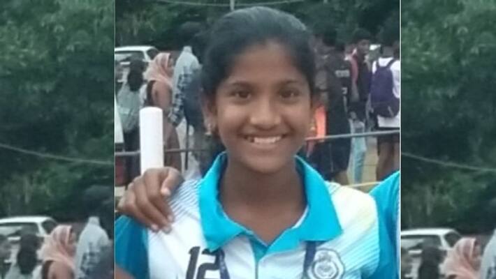 eighth grade girl was found dead in a pond near her house in Vaikom eighth grade girl was found dead in a pond near her house in Vaikom