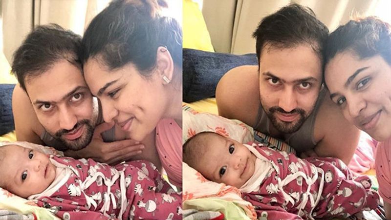 बता दें कि पिछले महीने ही शिखा ने अपनी लाडली की झलक फैन्स के साथ शेयर की थी। उन्होंने बेटी को प्यार करते कुछ फोटोज अपने इंस्टाग्राम पर शेयर की थी।