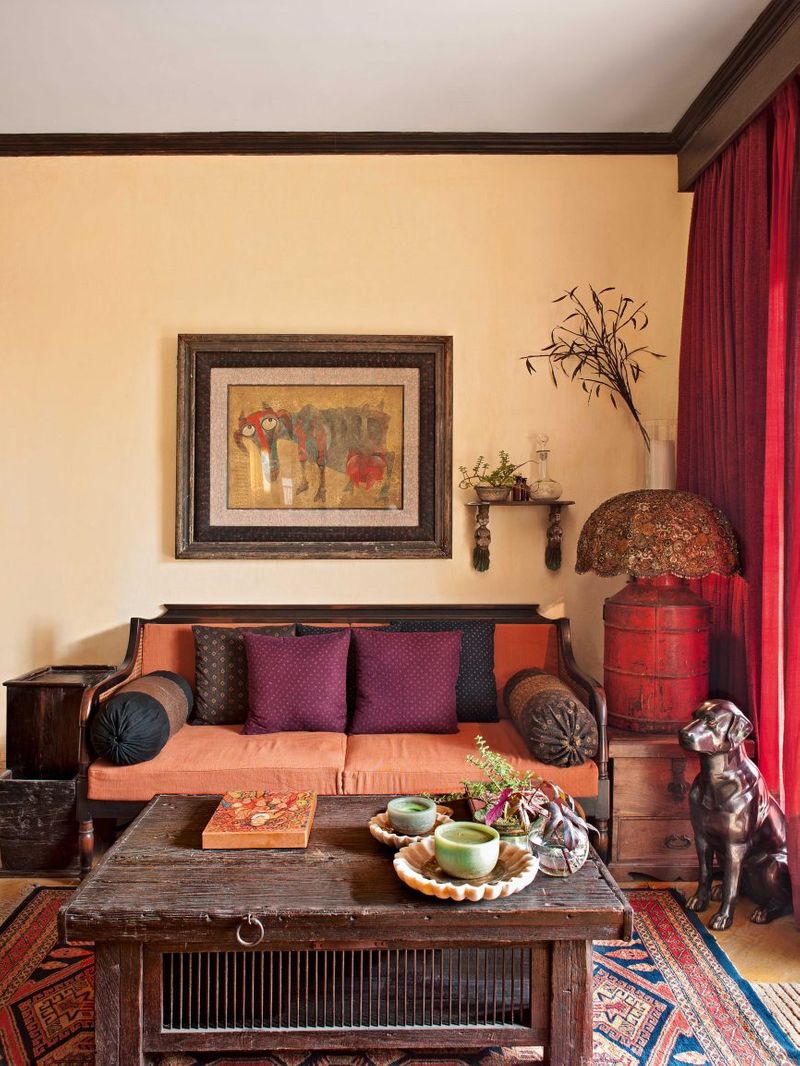 Sabyasachi Mukherjee second home in Kolkata