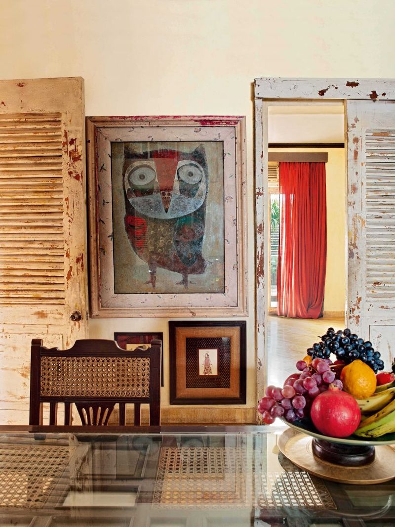 Sabyasachi Mukherjee second home in Kolkata