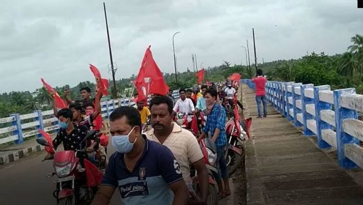 CPM protest on Farm Bill at Basirhat ASB CPM protest on Farm Bill at Basirhat ASB