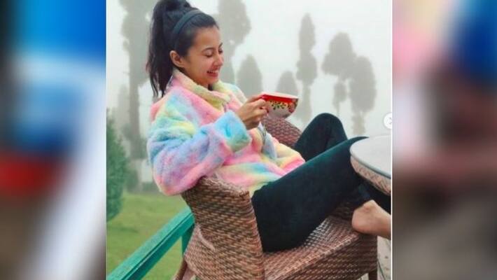 Monami Ghosh brings Darjeeling vlog for you ADB Monami Ghosh brings Darjeeling vlog for you ADB