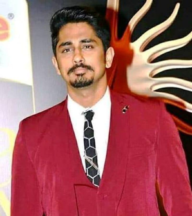 "We have been friends since Range De Basanti days. I have stayed in touch with Alice Patten and Kunal Kapoor. I am even working with Sharman Joshi and so I have been in touch with Siddharth. We work for films in different cities. Now, that he is in Bombay we catch up occasionally, that doesn't mean I am dating him," she told HT in an interview.
