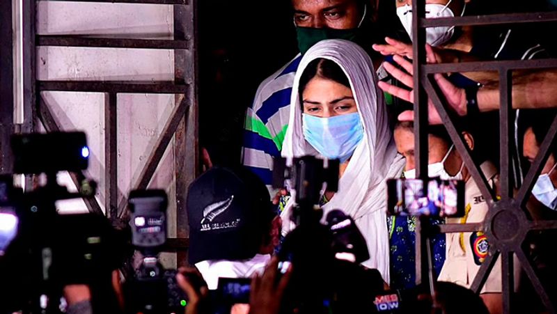 Rhea chakraborty have to stay in jail till 20 october BJC