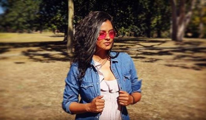 actress gayatri latest hot photo gallery
