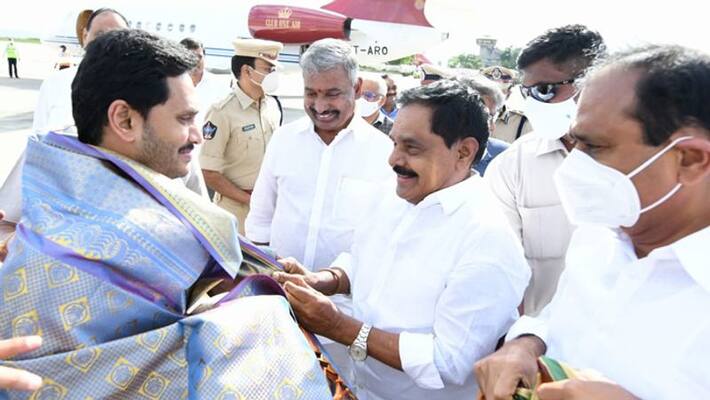 ap cm ys jaganmohan reddy reached tirumala ksp ap cm ys jaganmohan reddy reached tirumala ksp