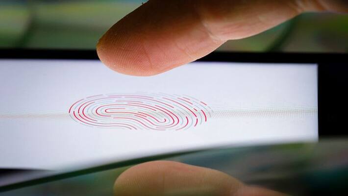 Police busted a fingerprint surgery gang in Hyderabad Police busted a fingerprint surgery gang in Hyderabad