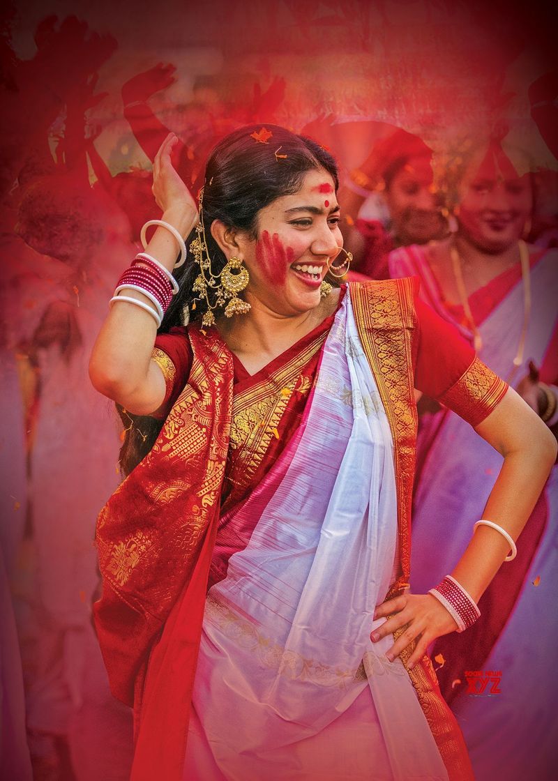 When Sai Pallavi turned Bengali and celebrated Durga Puja in Kolkata RCB
