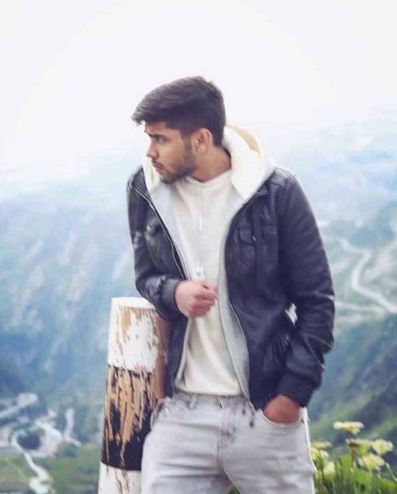 Vikram son Dhruv vikram birthday special photo collection