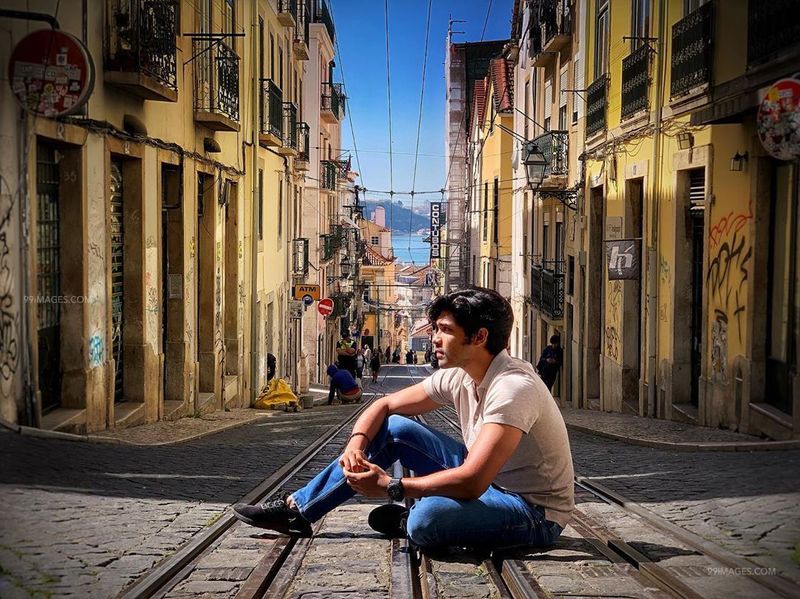 Vikram son Dhruv vikram birthday special photo collection