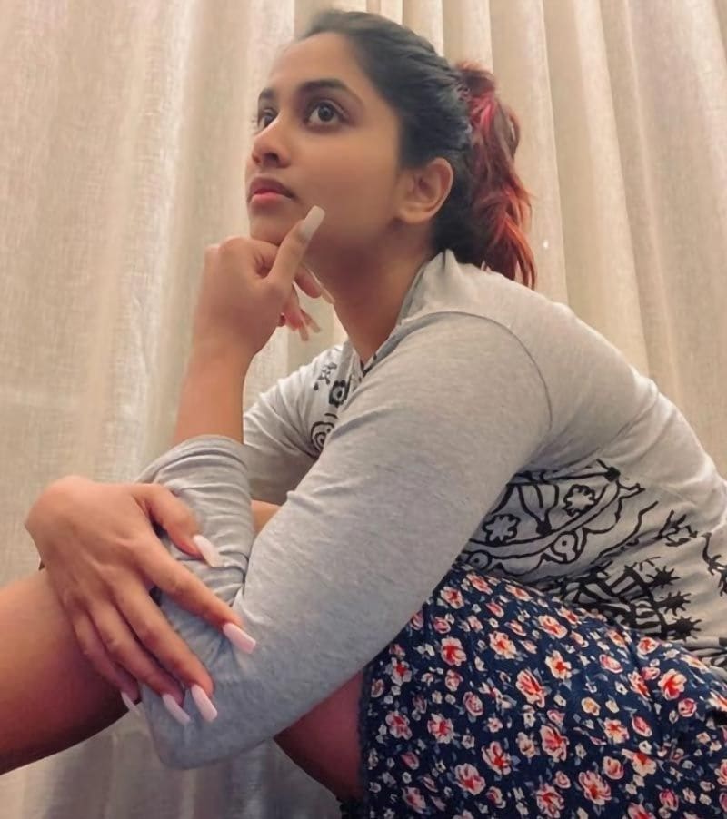 Bigg boss 4 tamil contestant Quarantine in 5 Star hotel Photos leaked
