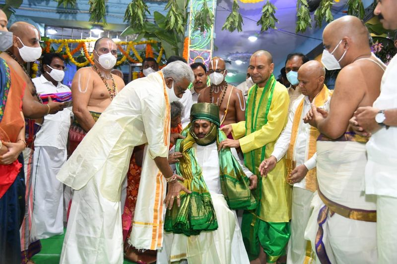 AP CM Jagan Participate Srivari Brahmotsavam At Tirumala