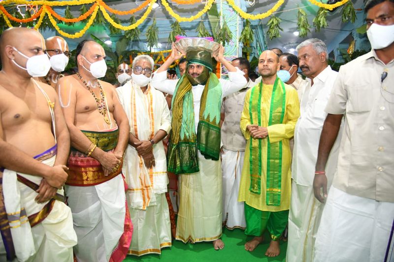 AP CM Jagan Participate Srivari Brahmotsavam At Tirumala