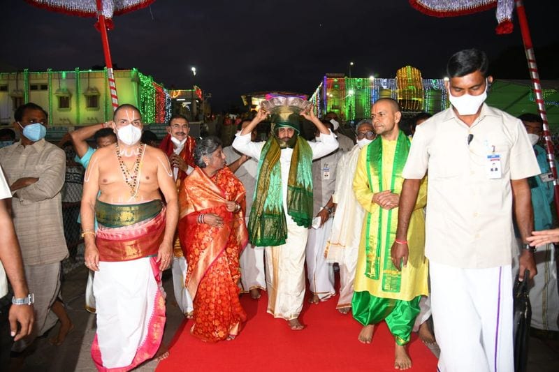 AP CM Jagan Participate Srivari Brahmotsavam At Tirumala