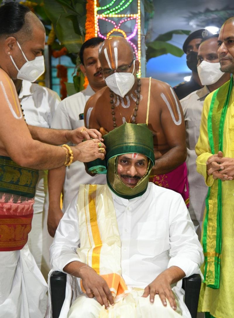 AP CM Jagan Participate Srivari Brahmotsavam At Tirumala