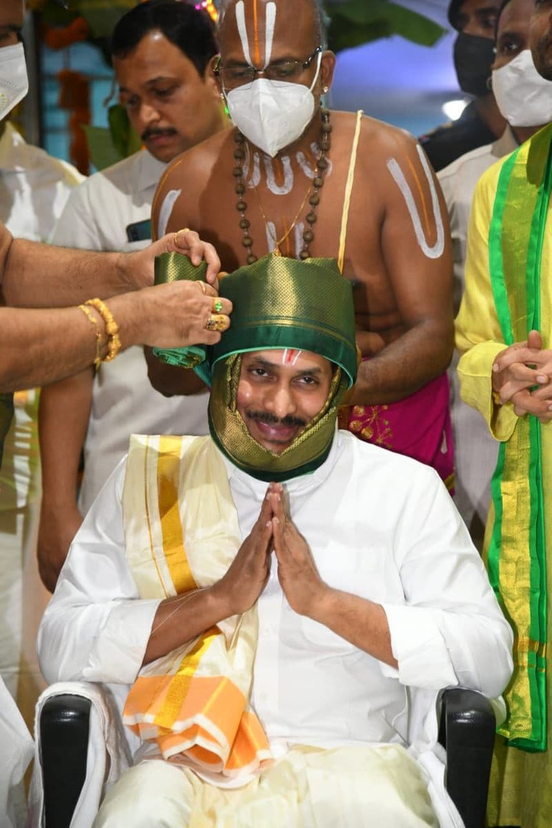 AP CM Jagan Participate Srivari Brahmotsavam At Tirumala