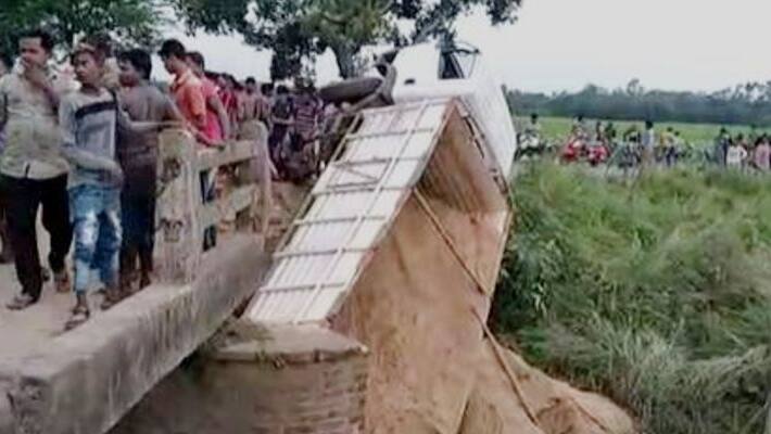 A bridge collapse in Pandua at Hooghly BTG A bridge collapse in Pandua at Hooghly BTG