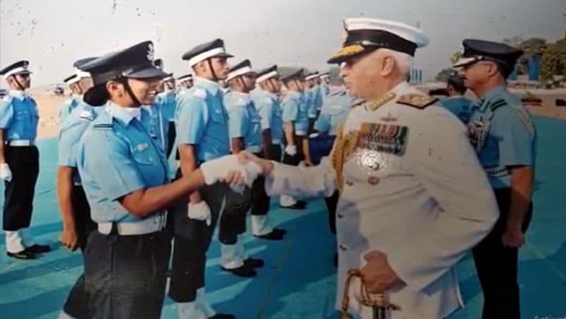 shivangi singh became the first female pilot of rafale squadron