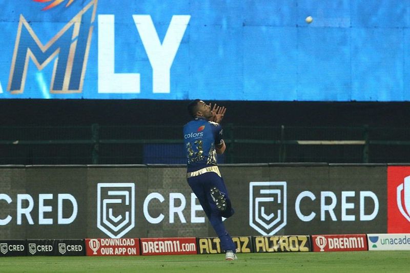 ipl 2020 kkr vs mi hardik pandya gets hit wicket twitter reactions