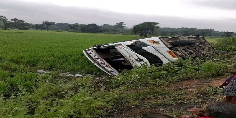 West Bengal: Tragic accident in Purulia; fire erupts in lorry-trailer collision-dbr