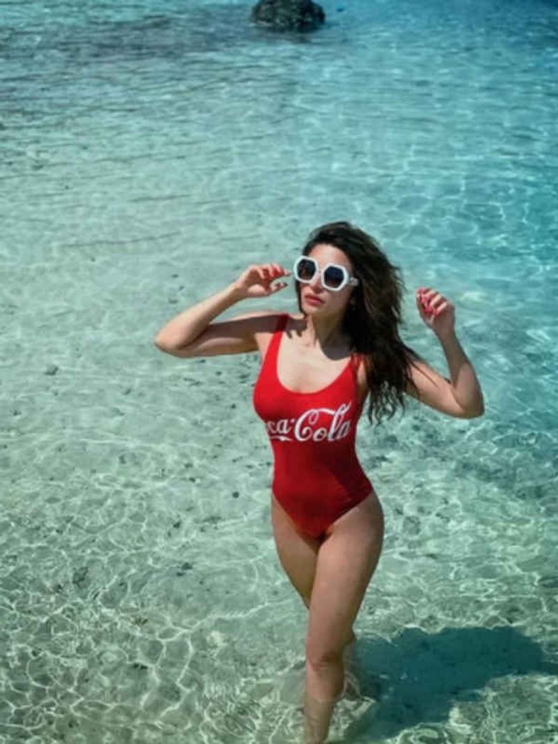 shama sikander Bikini Video goes viral