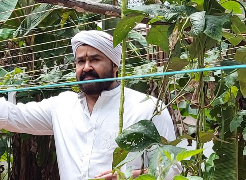Artist Mohanlal as farmer