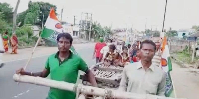 TMC stages protest against farmers bill in Goghat at Hooghly BTG