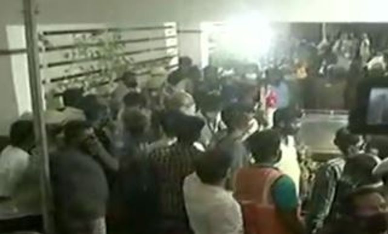 spb fans last respect for her body