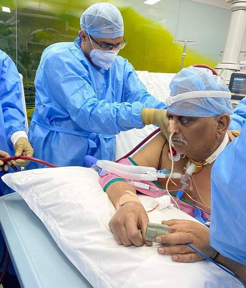 SP Balasubrahmanyam Last Photo in Hospital