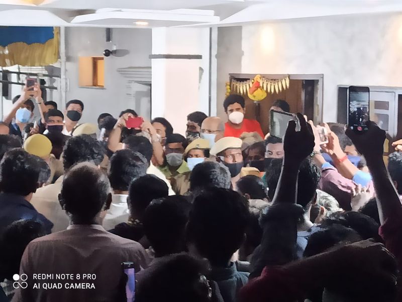 spb fans last respect for her body