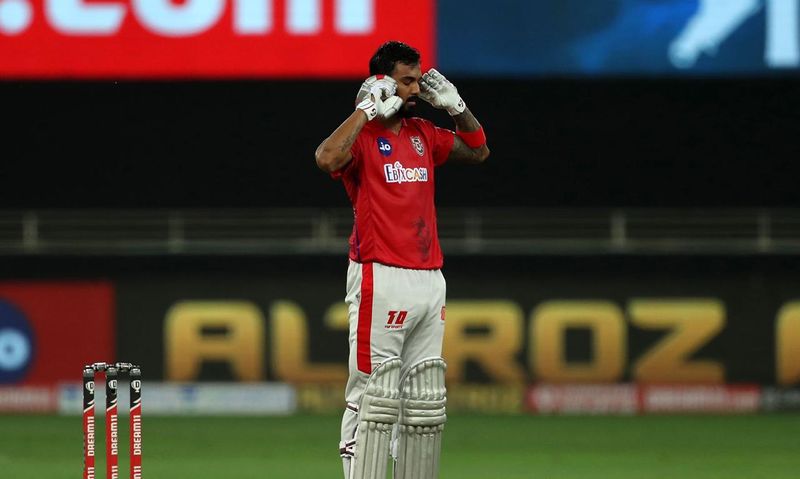 Rahul’s top-class knock was praised by present and former cricketers. He made the most of two dropped catches from opposition captain Virat Kohli.