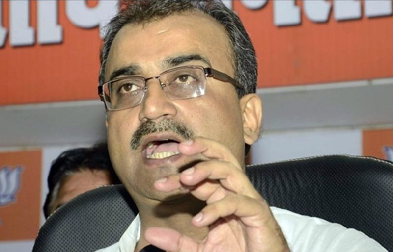 नीतीश सरकार में मंत्री मंगल पांडेय ने कहा कि एनडीए पहले से भी ज्यादा सीट लेकर सत्ता में लौटेगी। वहीं, रालोसपा के नेताओं कहना है कि कोरोना काल में संक्रमण से बचाव के साथ शांतिपूर्ण तरीके से संपन्न हो जाए। हम पहले भी चुनाव का विरोध नहीं कर रहे थे।
