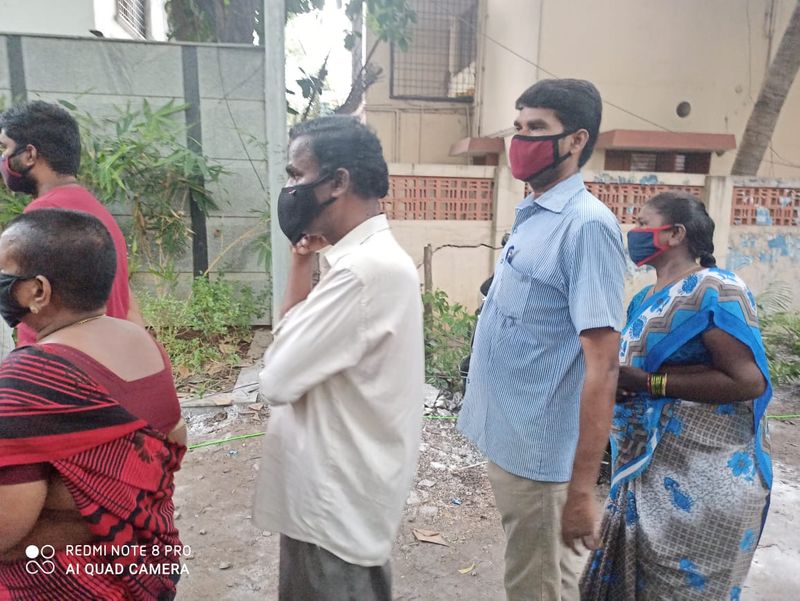 fans and celebrities last respect for spb body photo gallery
