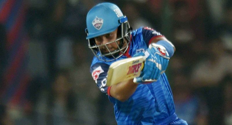 ipl 2020 csk vs dc fans fires ms dhoni for not appealing to take prithvi shaw wicket